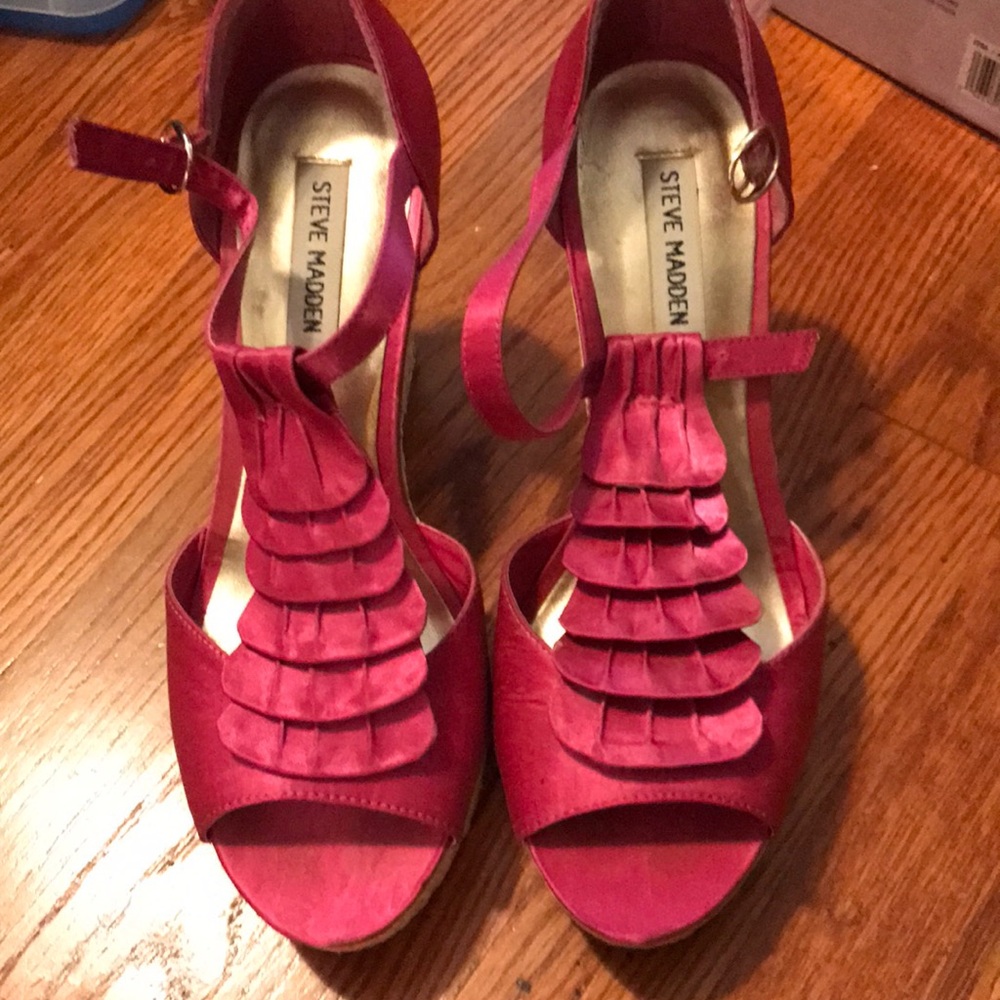 Steve Madden Wedges